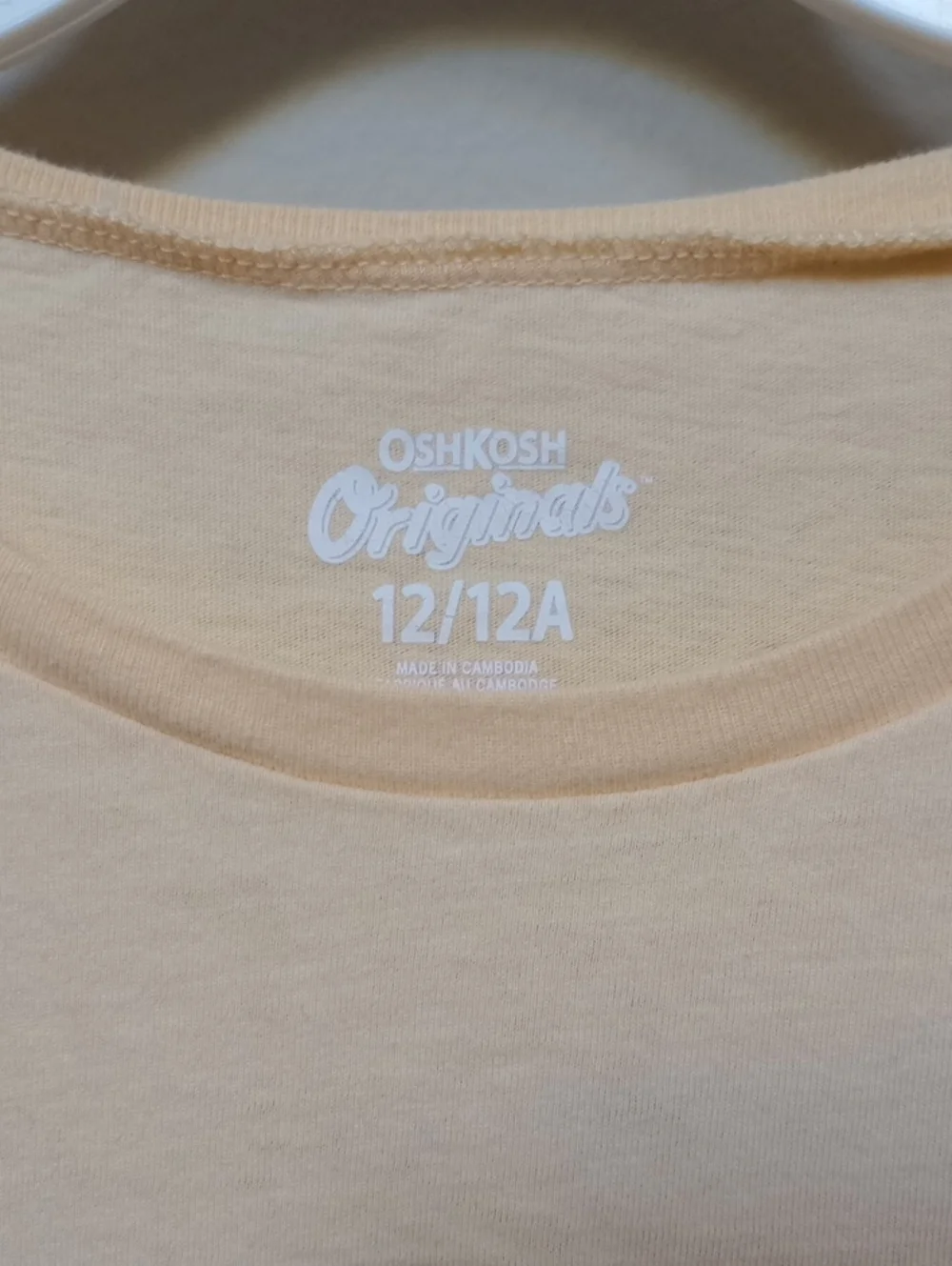 3 For $15🩵Oshkosh 'Happy Daze' Graphic Tee